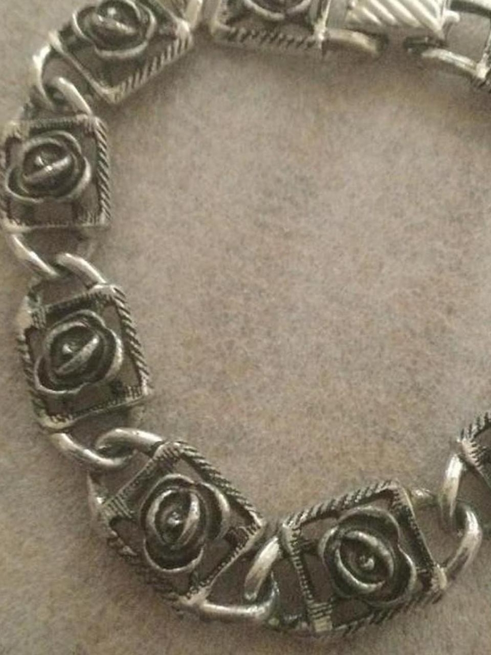 Vintage Sarah Coventry Rose Bracelet